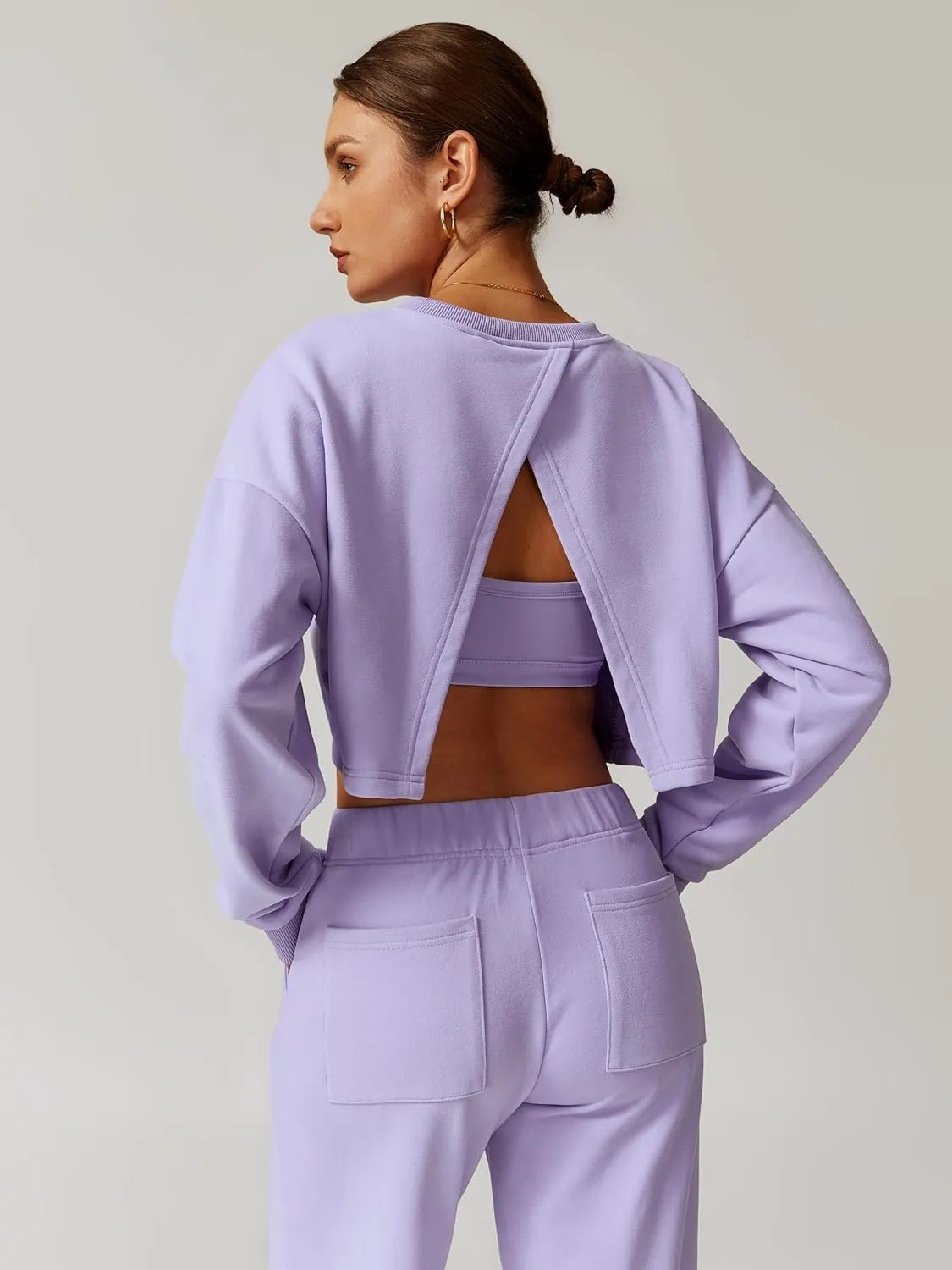 ABOCIW Womens 2 Piece Sweatsuits Set Long Sleeve Open Back Cropped Sweatshirt Wide Leg Sweatpants Fall Outfits Tracksuit