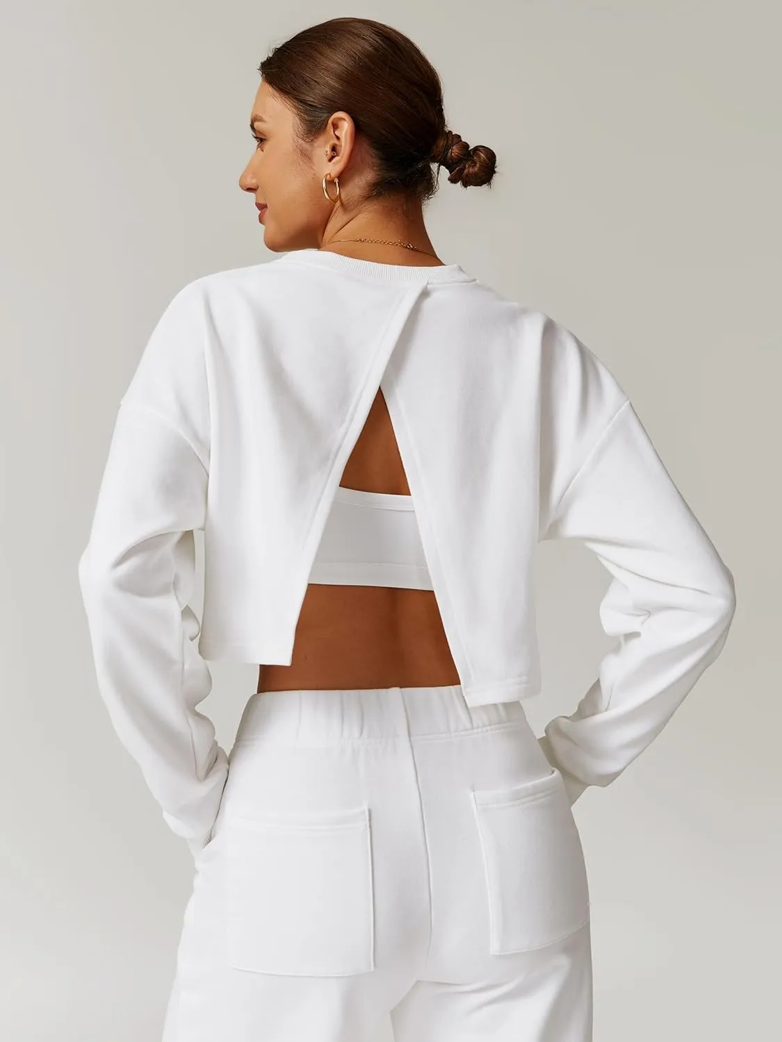 ABOCIW Womens 2 Piece Sweatsuits Set Long Sleeve Open Back Cropped Sweatshirt Wide Leg Sweatpants Fall Outfits Tracksuit