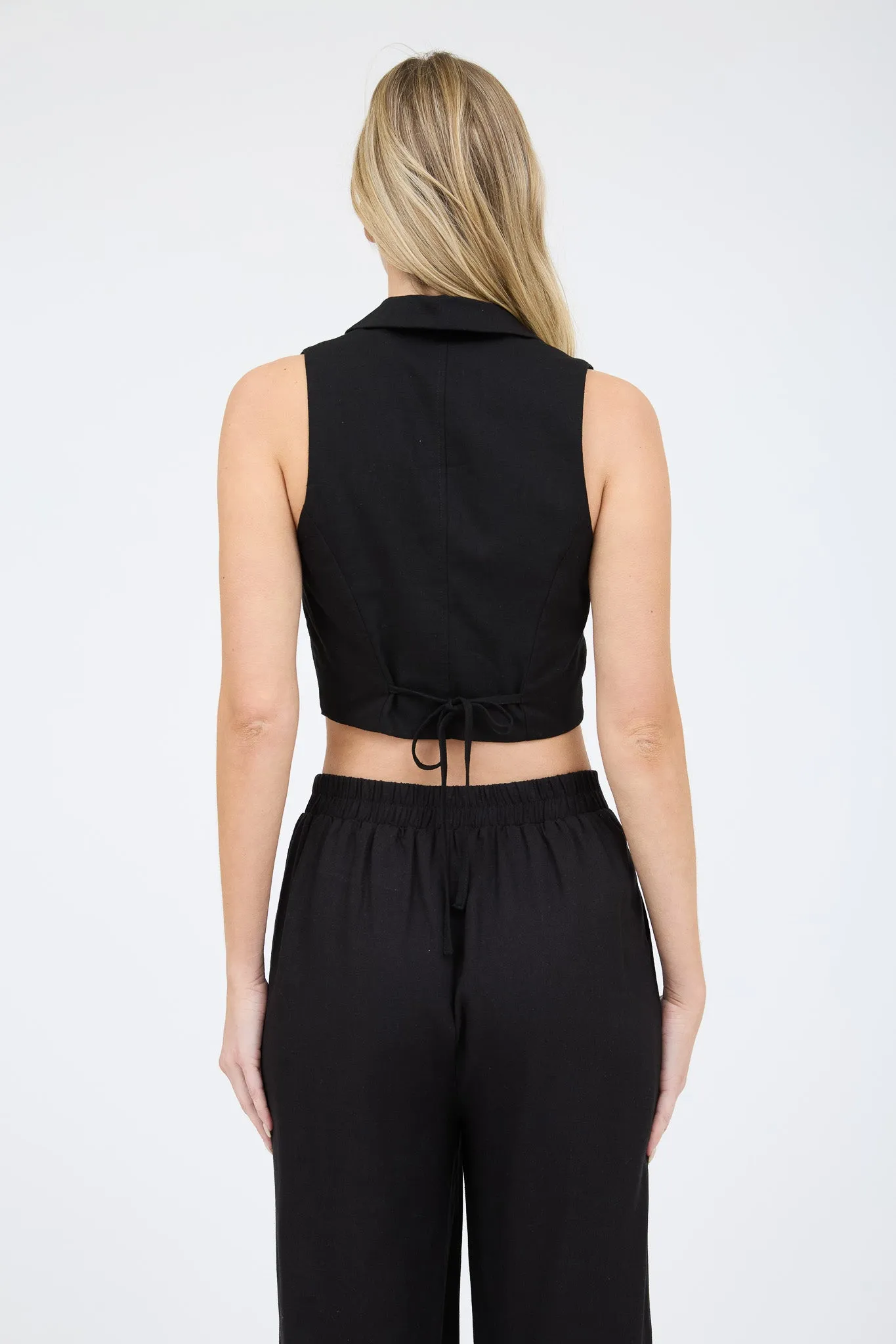 COLLARED BUTTON DOWN CROPPED VEST BLOUSE