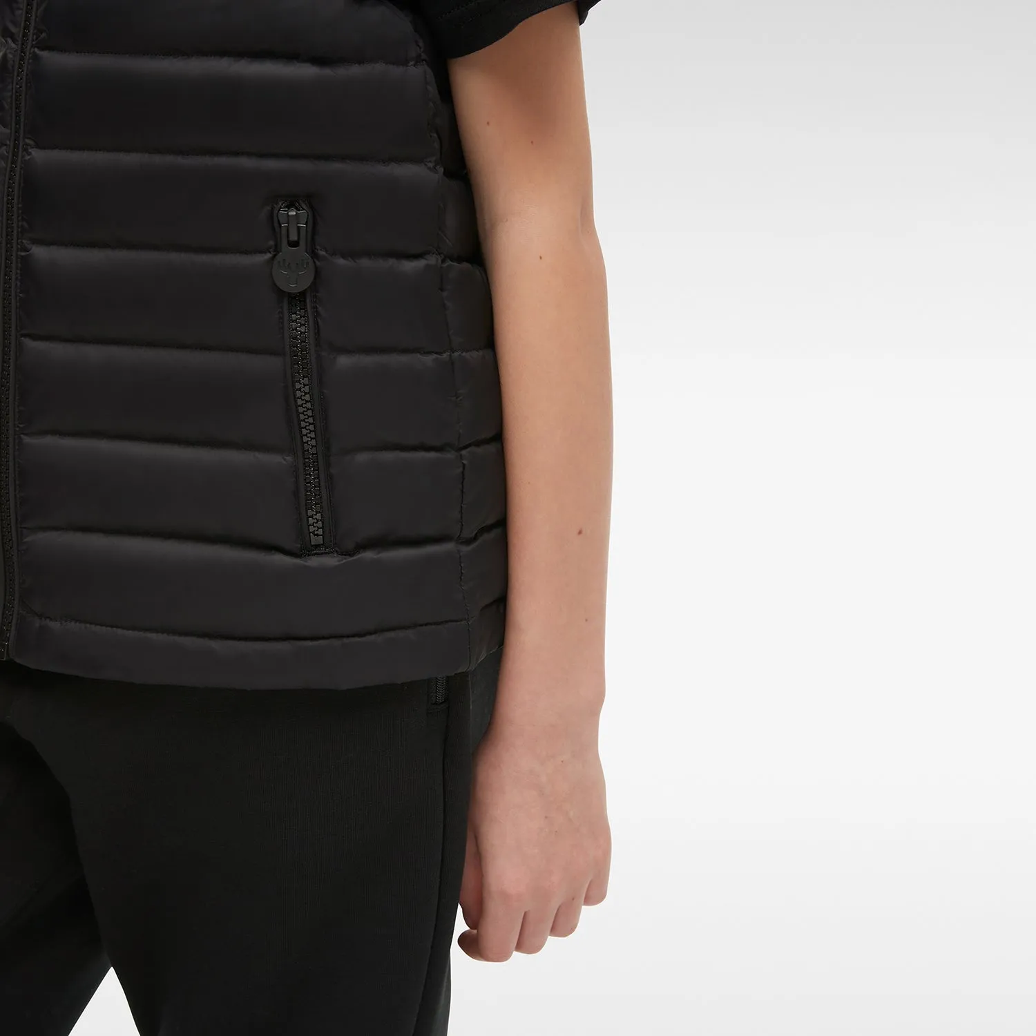 MOOSE KNUCKLES Air Down Vest - Black