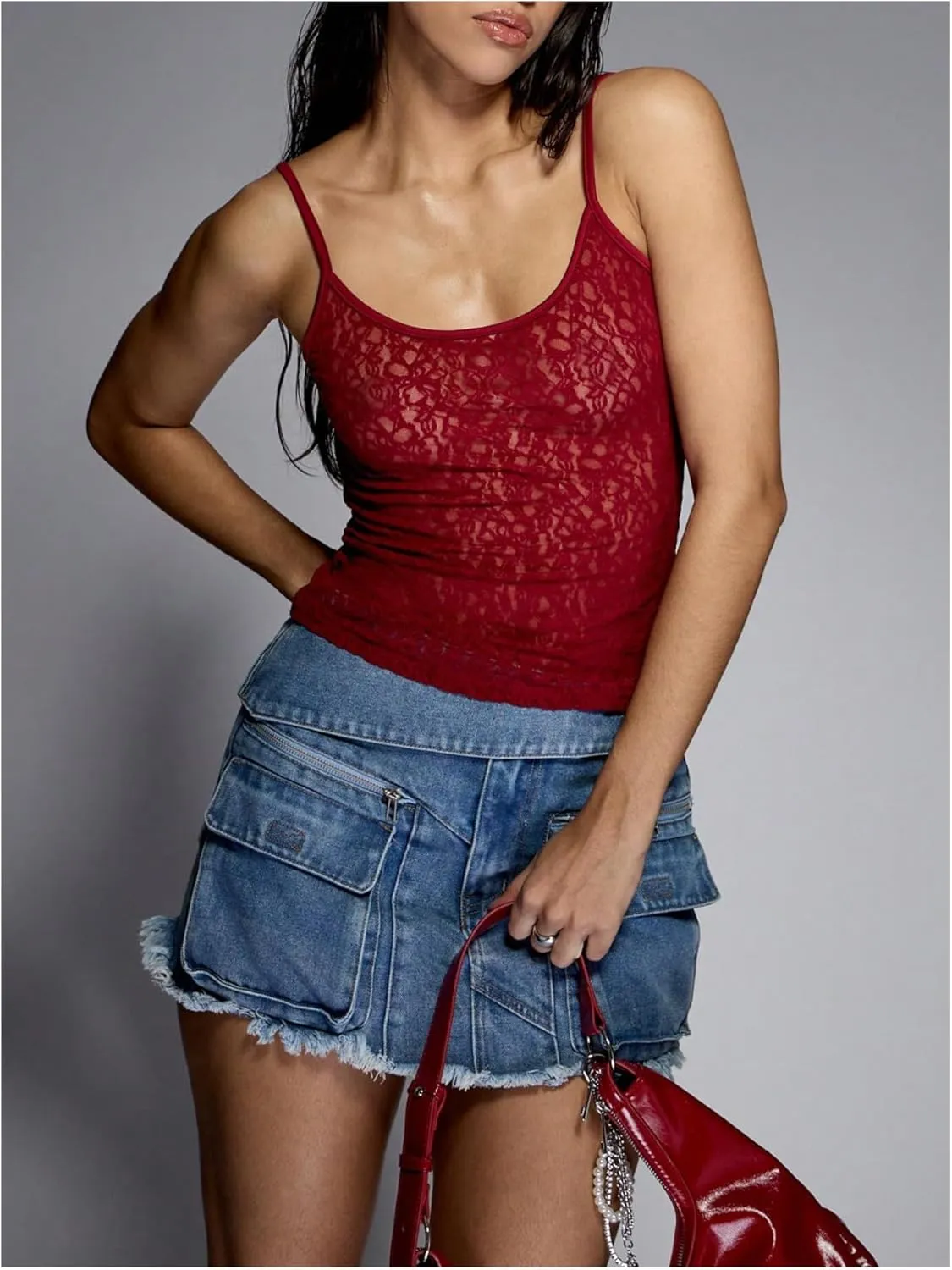 OYOANGLE Women's Lace Sheer Scoop Neck Cami Top Spaghetti Strap Tank Tops Slim Fitted Camisole