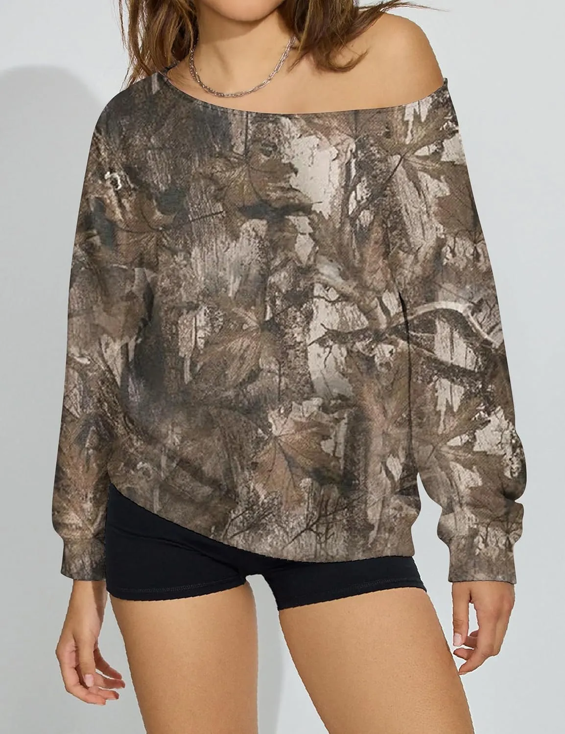 Women Off the Shoulder Camo Crewneck Sweatshirt Oversized Maple Leaf Graphic Print Sweatshirts Fleece Pullover Tops